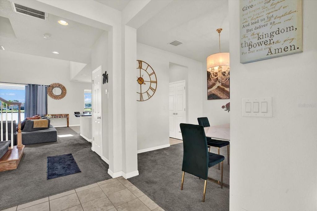 Image 6 of property listing at 9058 SPRUCE CREEK CIRCLE, Riverview, FL 33578