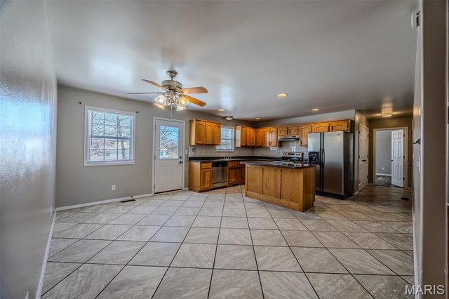 21104 Larson Road, Waynesville, MO 65583