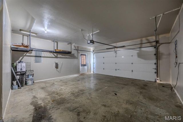 21104 Larson Road, Waynesville, MO 65583