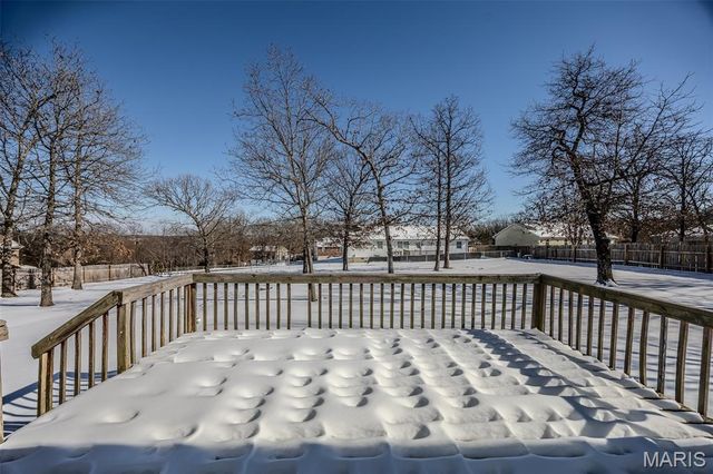 21104 Larson Road, Waynesville, MO 65583