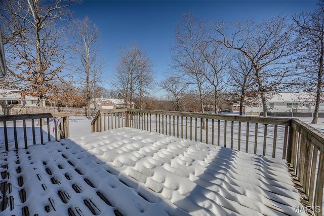 21104 Larson Road, Waynesville, MO 65583