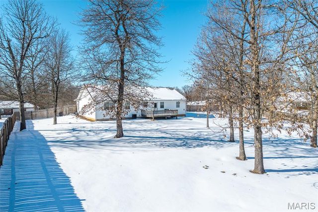 21104 Larson Road, Waynesville, MO 65583