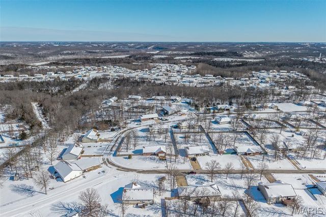 21104 Larson Road, Waynesville, MO 65583