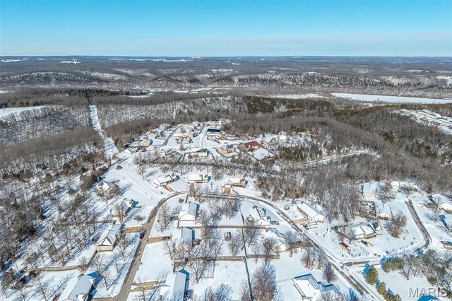 21104 Larson Road, Waynesville, MO 65583