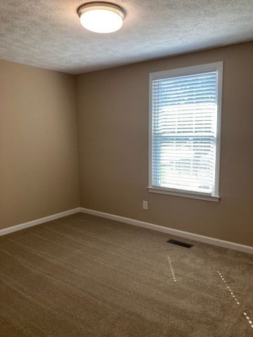 108 Lakebrink Dr, Nashville, TN 37214