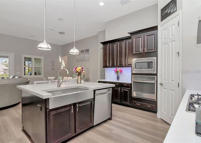 19419 AUTUMN CHASE COURT, Land O Lakes, FL 34638