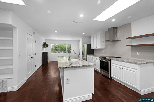 2308 Pine Knoll Dr 2, Walnut Creek, CA 94595