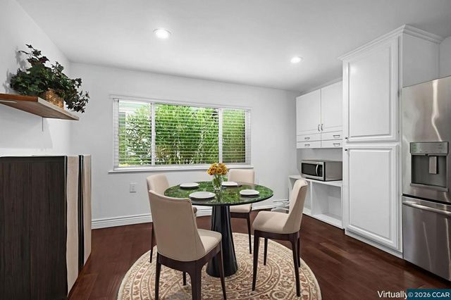 2308 Pine Knoll Dr 2, Walnut Creek, CA 94595