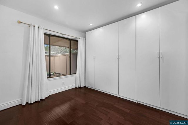 2308 Pine Knoll Dr 2, Walnut Creek, CA 94595