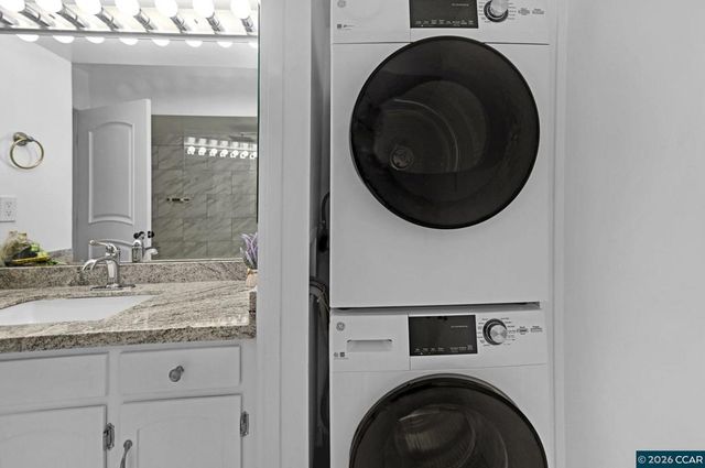 2308 Pine Knoll Dr 2, Walnut Creek, CA 94595