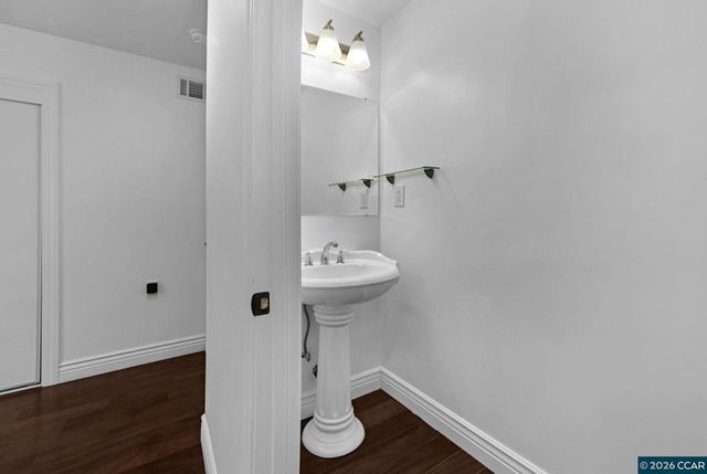 2308 Pine Knoll Dr 2, Walnut Creek, CA 94595