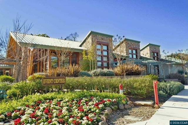 2308 Pine Knoll Dr 2, Walnut Creek, CA 94595