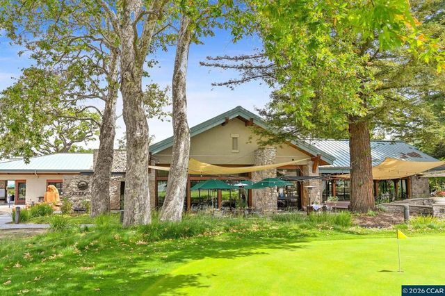 2308 Pine Knoll Dr 2, Walnut Creek, CA 94595