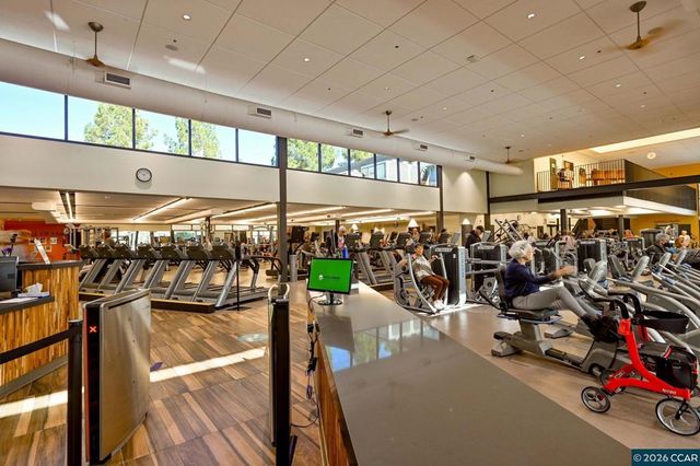 2308 Pine Knoll Dr 2, Walnut Creek, CA 94595