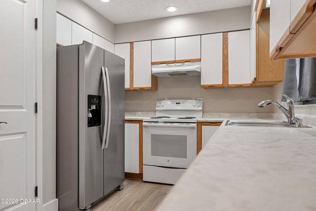 6145 Del Mar Drive, Port Orange, FL 32127