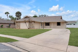 6145 Del Mar Drive, Port Orange, FL 32127