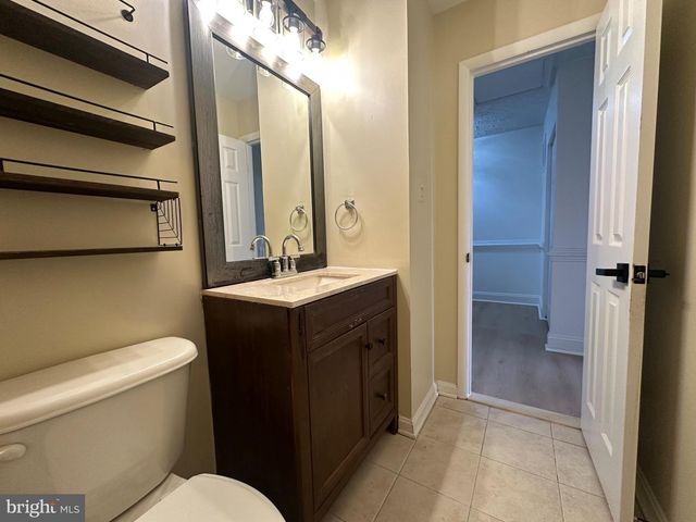 8282 WHITE PINE DR, Manassas Park, VA 20111