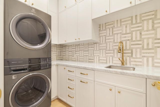 217 Bunker Ranch Road, West Palm Beach, FL 33405