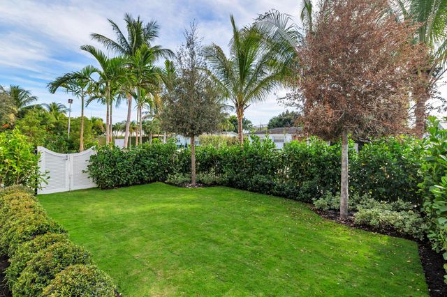 217 Bunker Ranch Road, West Palm Beach, FL 33405