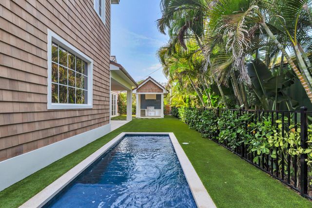 217 Bunker Ranch Road, West Palm Beach, FL 33405