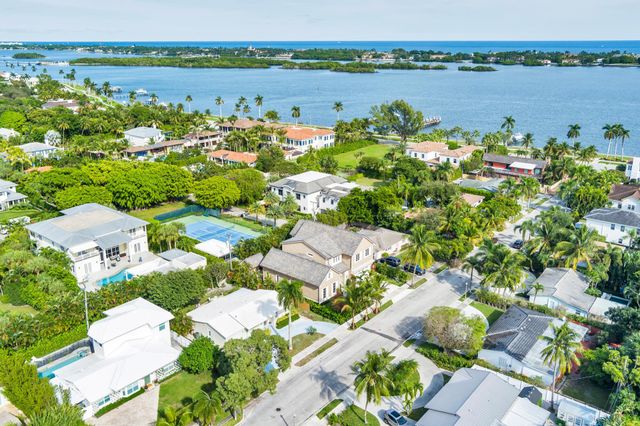 217 Bunker Ranch Road, West Palm Beach, FL 33405