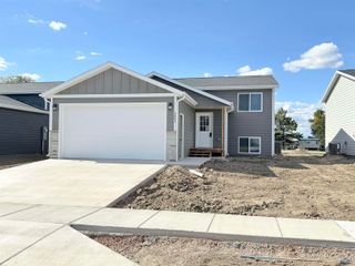 3803 HARALSON LN, Rapid City, SD 57703