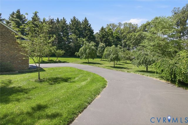 3711 Douglasdale Rd, Richmond, VA 23221