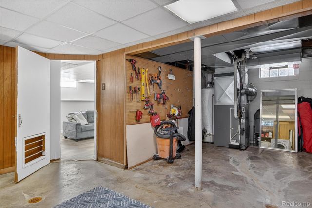 277 Highland Street, Wyandotte, MI 48192