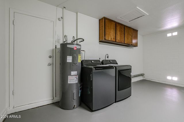 1604 E VERLEA Drive, Tempe, AZ 85282