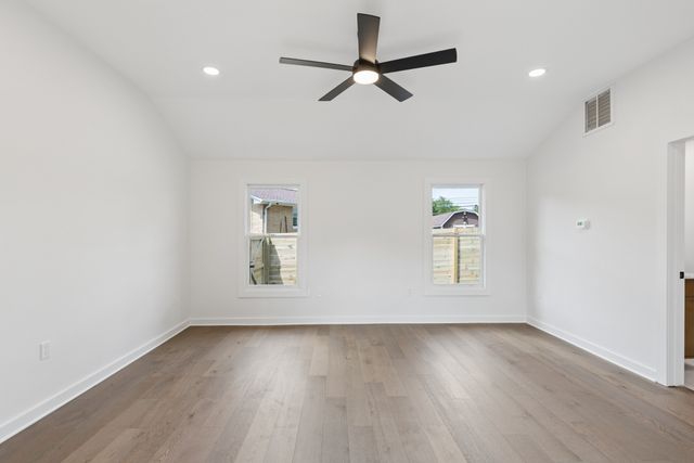 103 Vulco Dr, Hendersonville, TN 37075