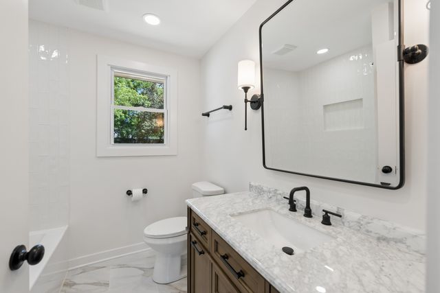 103 Vulco Dr, Hendersonville, TN 37075