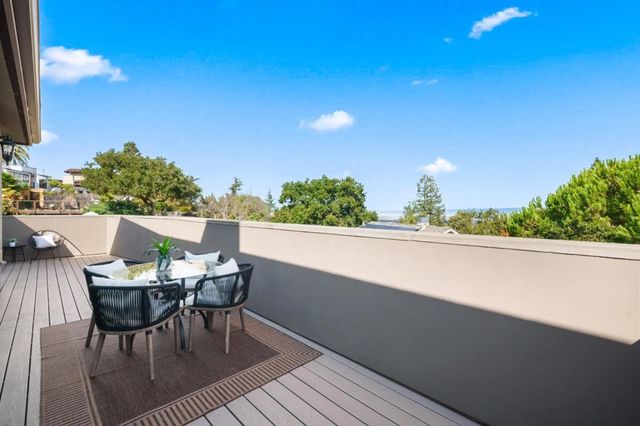 841 Bayview Way, Redwood City, CA 94062