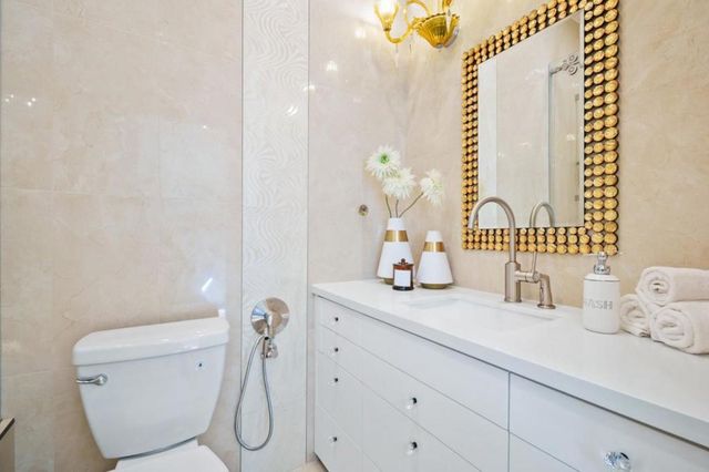 841 Bayview Way, Redwood City, CA 94062