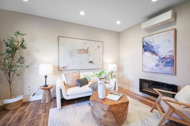 841 Bayview Way, Redwood City, CA 94062