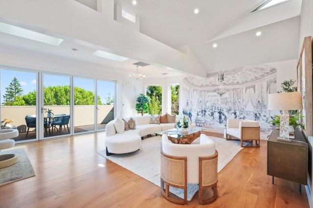 841 Bayview Way, Redwood City, CA 94062