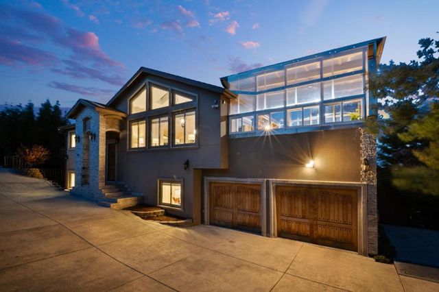 841 Bayview Way, Redwood City, CA 94062