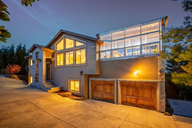 841 Bayview Way, Redwood City, CA 94062