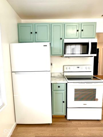 5725 Greenfield Avenue, Indianapolis, IN 46219