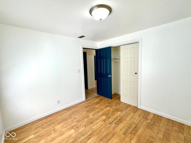 5725 Greenfield Avenue, Indianapolis, IN 46219