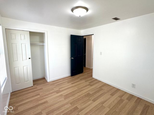 5725 Greenfield Avenue, Indianapolis, IN 46219