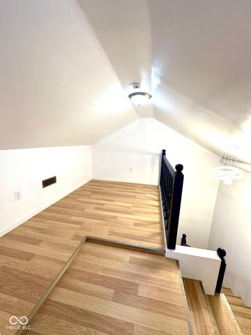 5725 Greenfield Avenue, Indianapolis, IN 46219