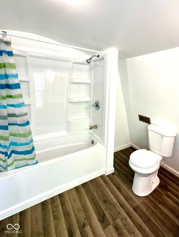 5725 Greenfield Avenue, Indianapolis, IN 46219