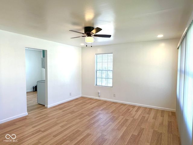 5725 Greenfield Avenue, Indianapolis, IN 46219