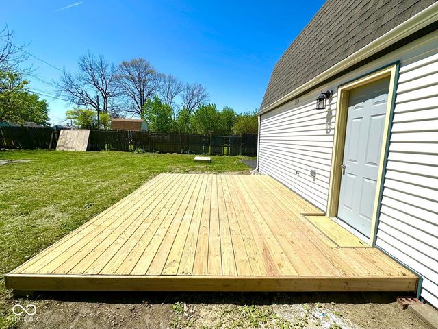 5725 Greenfield Avenue, Indianapolis, IN 46219