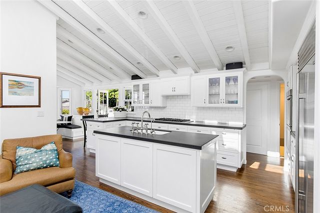 806 Emerald Bay, Laguna Beach, CA 92651