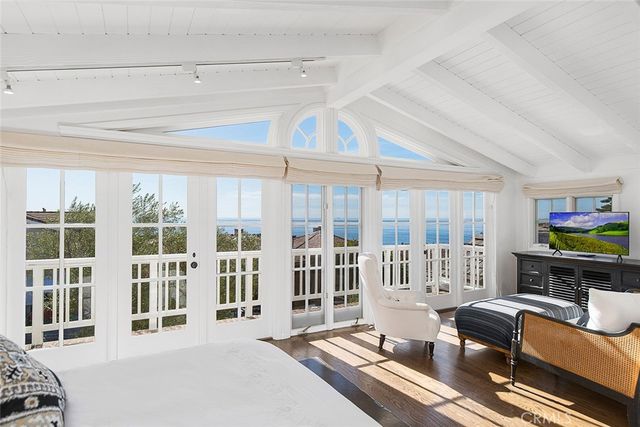 806 Emerald Bay, Laguna Beach, CA 92651