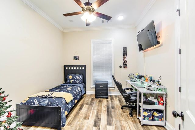 276 South Sugarfield Drive, Thibodaux, LA 70301