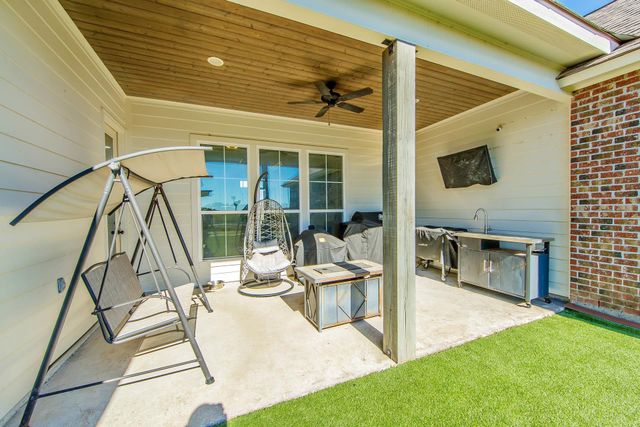 276 South Sugarfield Drive, Thibodaux, LA 70301