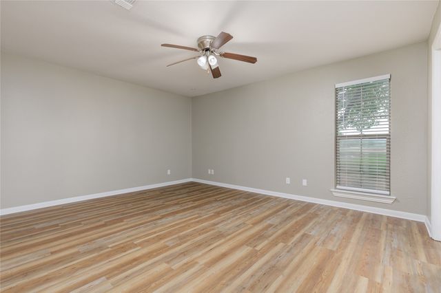 209 W Houston Lane, Van Alstyne, TX 75495