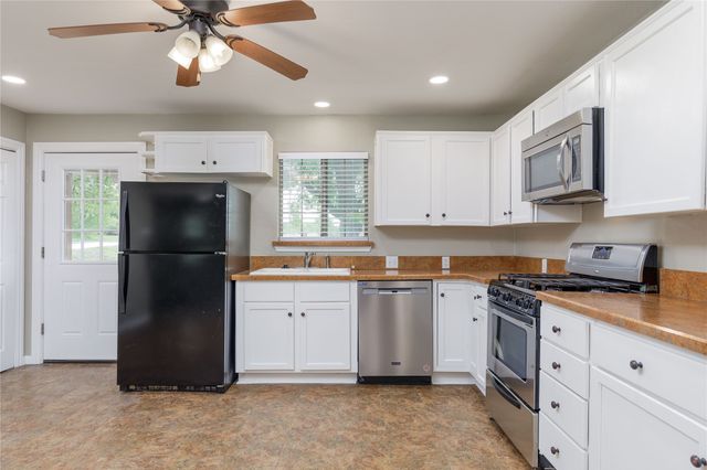 209 W Houston Lane, Van Alstyne, TX 75495